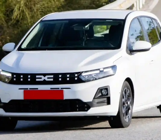 DACIA Sandero 2026 hybrid lansare