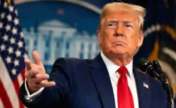 Donald Trump Amenință Iar Iranul după Impunerea Blocadei Navale Asupra Porturilor