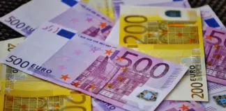 EURO Atinge Depășește un Nou Prag Istoric după ce Moțiunea de Cenzură a Trecut și Guvernul Bolojan a Căzut