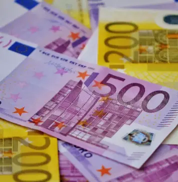 EURO Atinge Depășește un Nou Prag Istoric după ce Moțiunea de Cenzură a Trecut și Guvernul Bolojan a Căzut