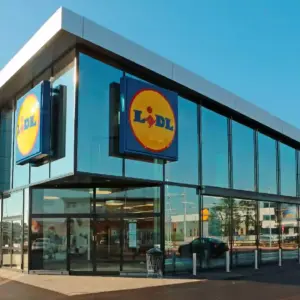 LIDL România dă GRATUIT Multe Premii Românilor la Aniversarea de 15 Ani