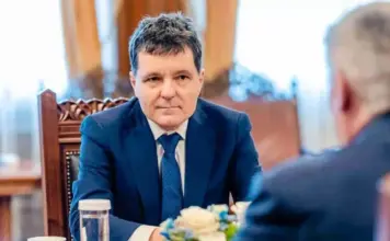 FOTO: Nicușor Dan Prezintă Dovezile de ULTIMĂ ORĂ care Confirmă că Drona Căzută în Galați este Rusească Nicusor Dan dovezi drona cazuta galati rusia