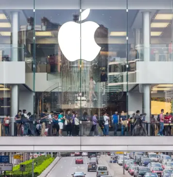 Apple Fortata de AI sa Lanseze Actualizari mai Dese pentru iOS, macOS