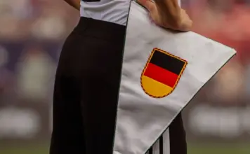 CM 2026 va Incepe cu Presiune Uriasa pentru Germania dupa 2 Turnee Finale Ratate Germania se pregateste pentru CM 2026 cu presiune uriasa pentru rezultate.