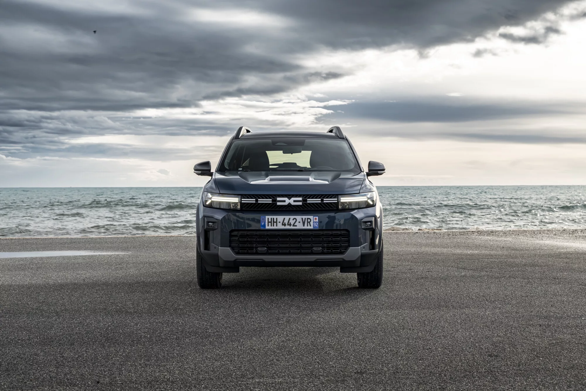 DACIA Bigster 2027 Facelift mare fata | iDevice DACIA Bigster 2027 Facelift mare fata