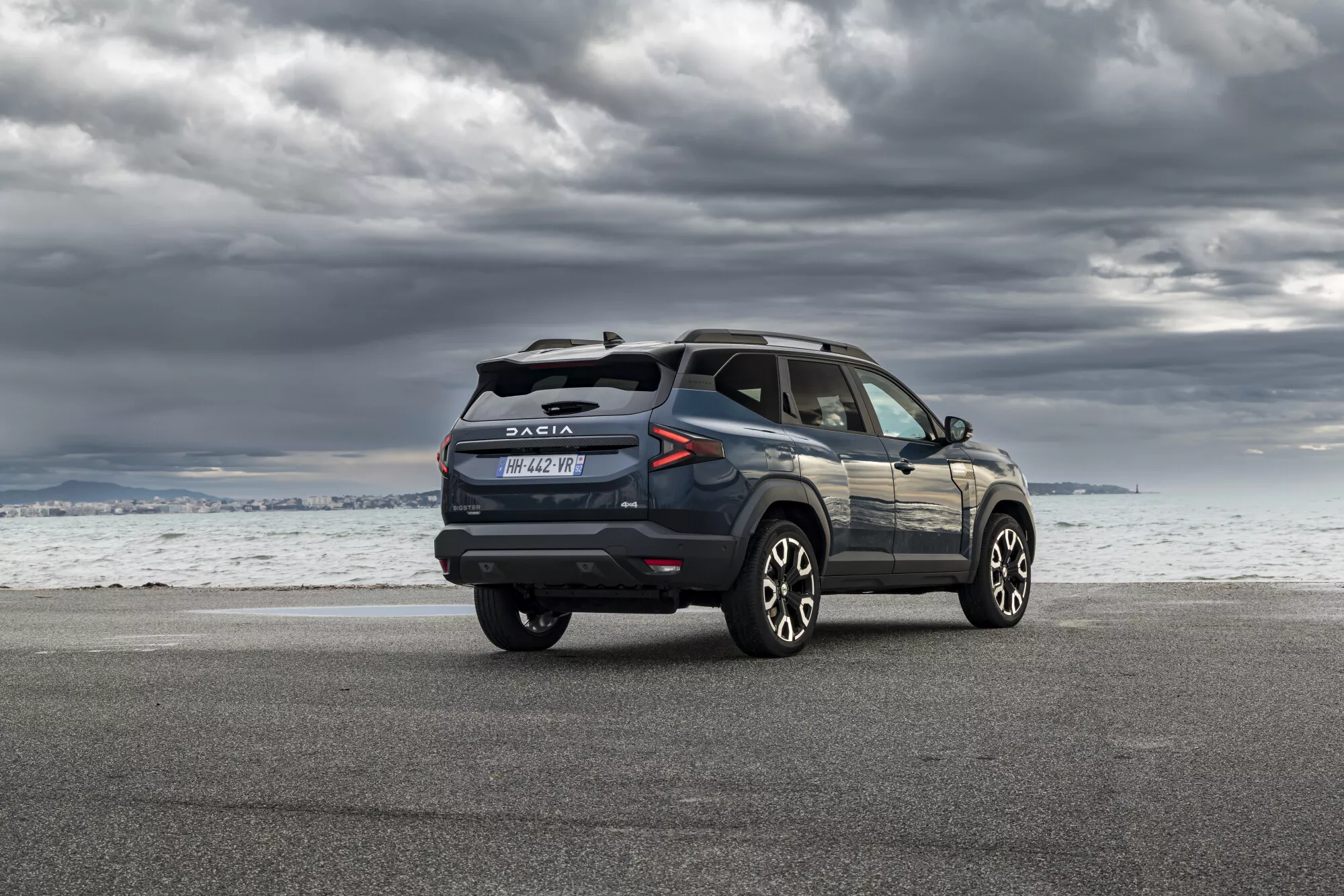 DACIA Bigster 2027 Facelift mare | iDevice DACIA Bigster 2027 Facelift mare