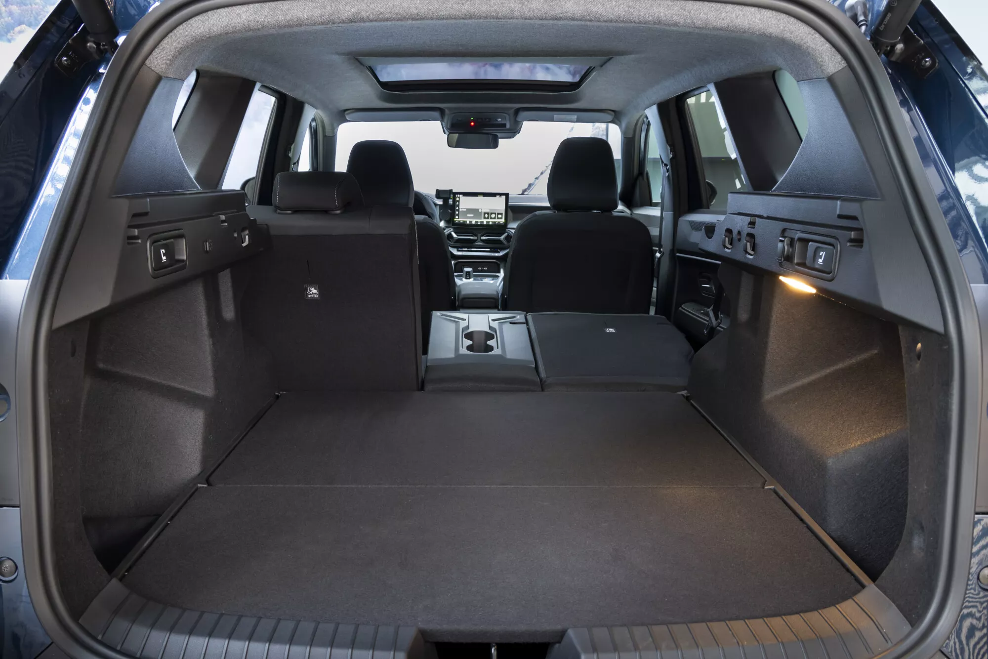 DACIA Bigster 2027 Facelift portbagaj | iDevice DACIA Bigster 2027 Facelift portbagaj