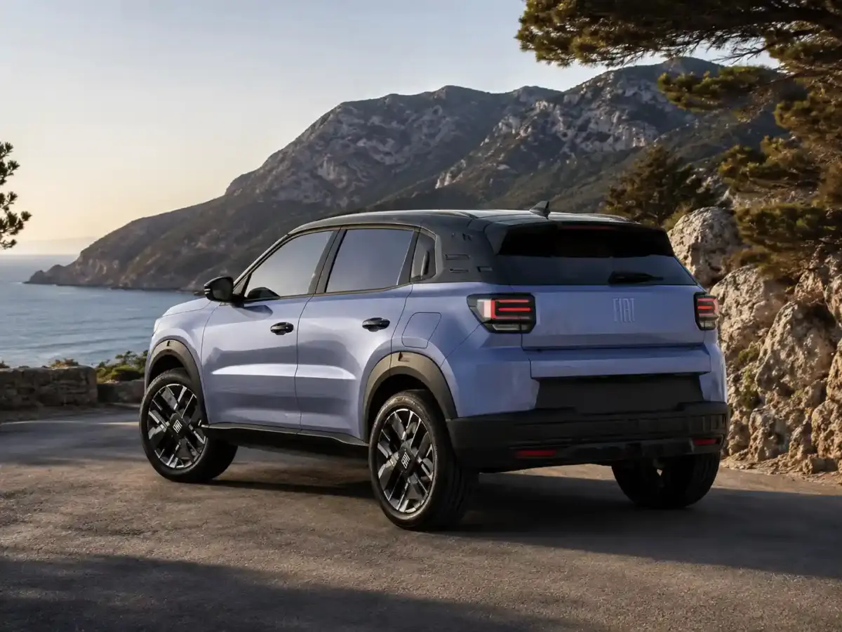 DACIA Duster 2026 comparatie FIAT Grizzly stanga lateral DACIA Duster 2026 comparatie FIAT Grizzly stanga lateral