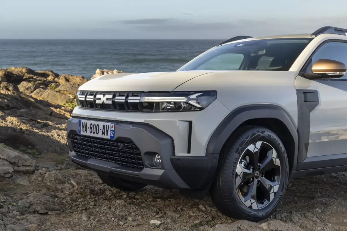 DACIA Duster 2027 Facelift fata DACIA Duster 2027 Facelift fata