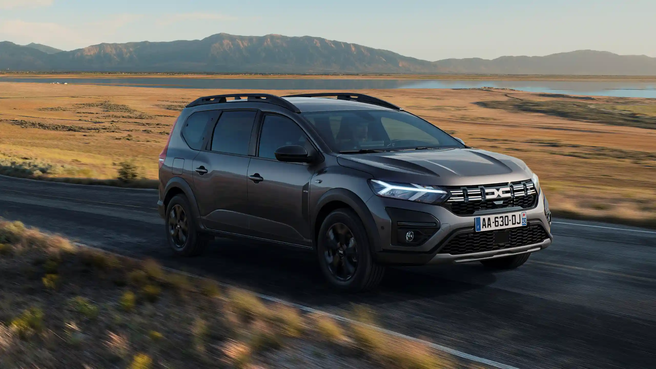 DACIA Jogger 2027 facelift | iDevice DACIA Jogger 2027 facelift