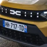 DACIA Sandero 2027 electrica grila fata | iDevice DACIA Sandero 2027 electrica grila fata