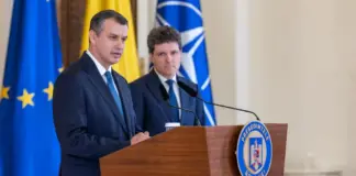 Eugen Tomac si Nicusor Dan la conferinta de numire ca premier desemnat.