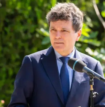 Nicusor Dan Explica De ce Romania Lasa Dronele sa Loveasca Teritoriul National, Riscand Victime Nicusor Dan Explica De ce Romania Lasa Dronele sa Loveasca Teritoriul National, Riscand Victime
