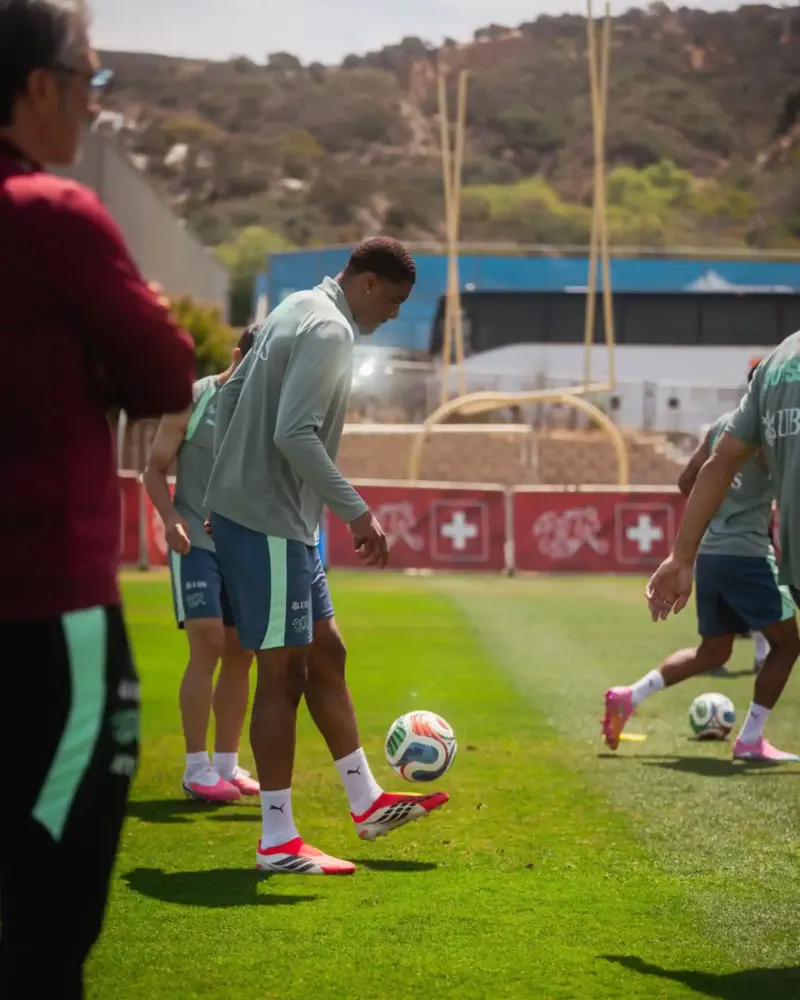 QATAR - ELVETIA LIVE ANTENA 1, Meci la Cupa Mondiala FIFA 2026 antrenament elvetieni teren QATAR - ELVETIA LIVE ANTENA 1, Meci la Cupa Mondiala FIFA 2026 antrenament elvetieni teren