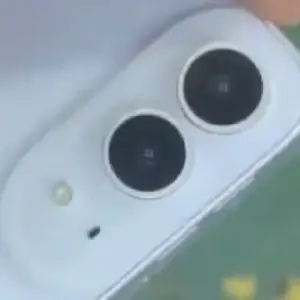 Macheta iPhone FOLD Prezentată într-un VIDEO care Arată la ce Lucrează Apple