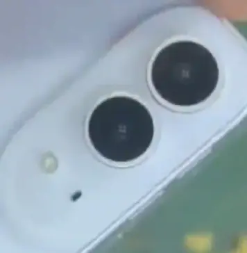 Macheta iPhone FOLD Prezentată într-un VIDEO care Arată la ce Lucrează Apple iPhone fold macheta Apple