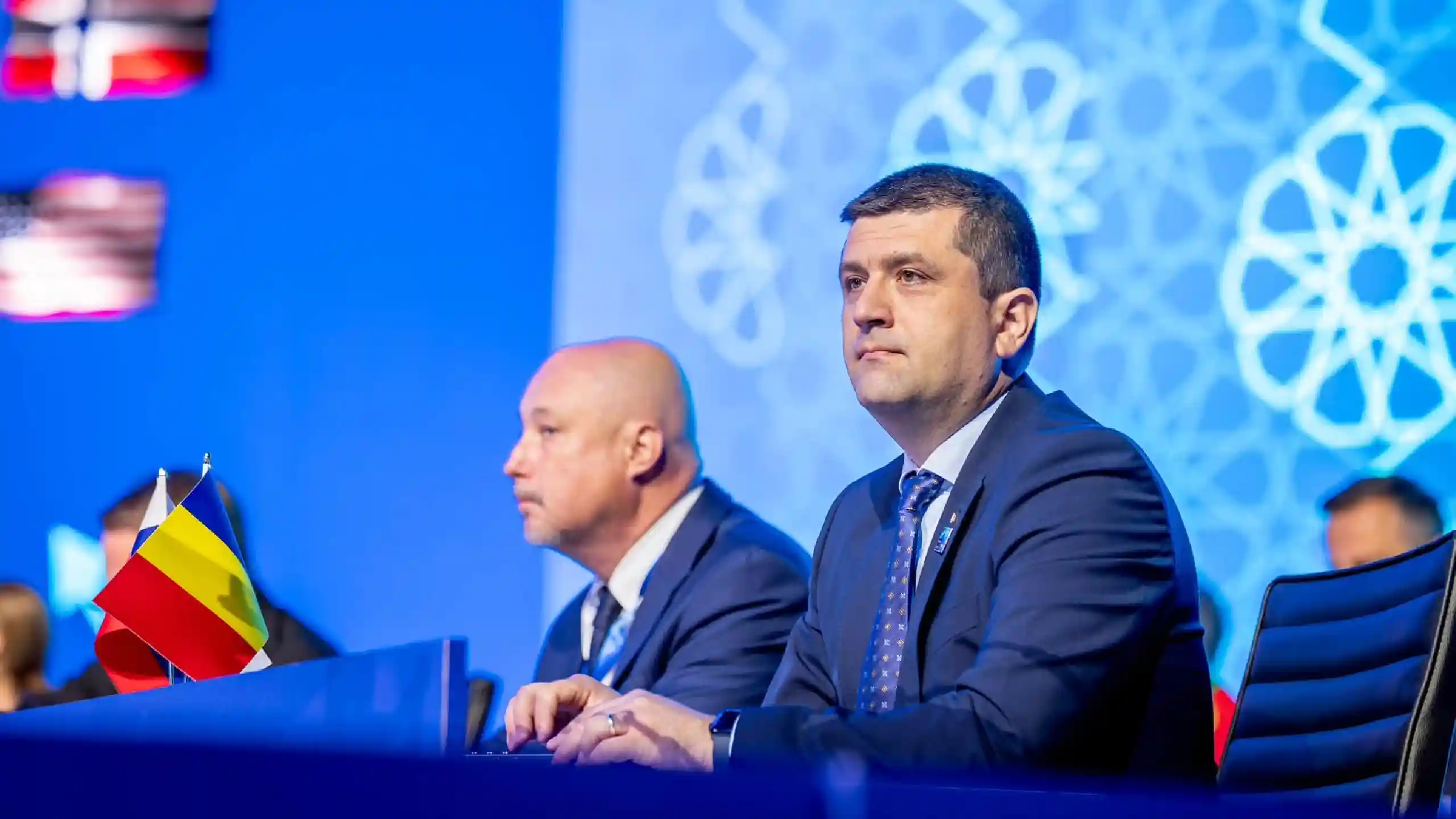 Contractele de Modernizare ale Armatei Romane in Centrul Anuntului Ministrului Apararii de la Summitul NATO din Turcia