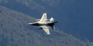 Dronă DOBORÂTĂ Avion F-16 Armatei Române