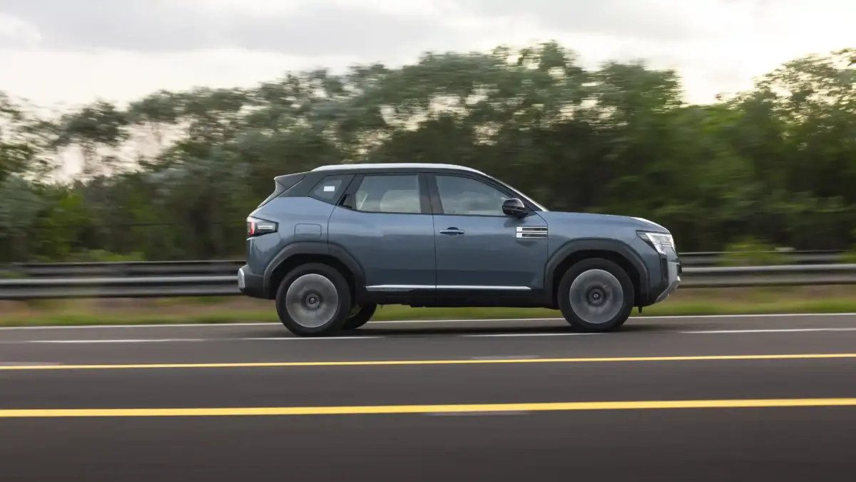 Modelul DACIA Duster 2026 LUX | iDevice.ro Modelul DACIA Duster 2026 LUX