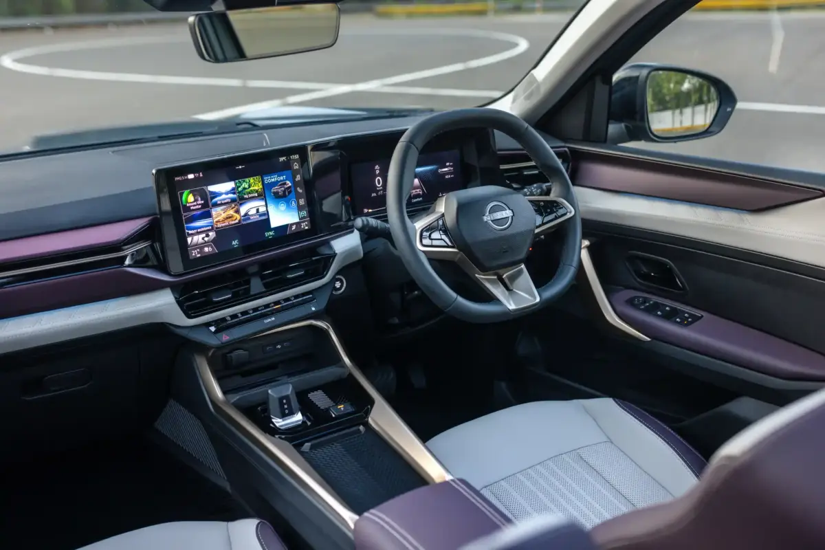 Modelul DACIA Duster 2026 LUX interior | iDevice.ro Modelul DACIA Duster 2026 LUX interior