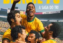 Netflix Anunta ca are SUTE de Filme Facute cu AI Soccer teammates in yellow jerseys celebrate a goal, lifting a player as a packed stadium cheers behind them.