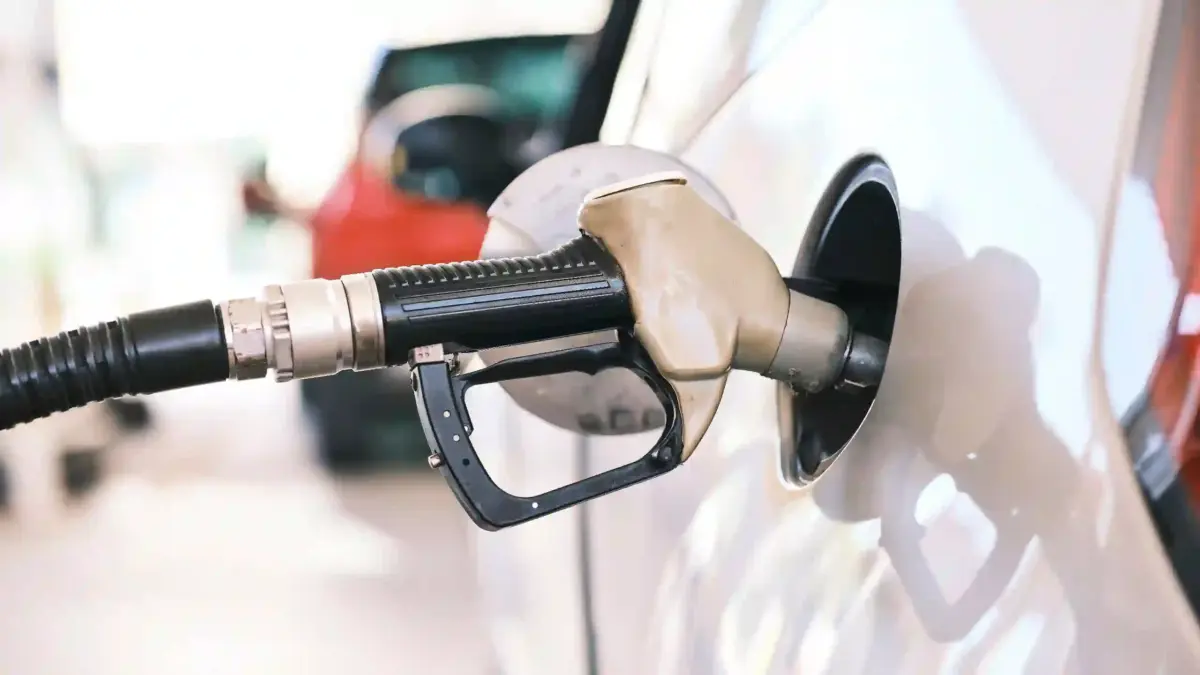 Prețurile Benzinei și Motorinei Nu vor Reveni la Valorile Dinaintea Războiului din Iran foarte Curând | iDevice.ro Prețurile Benzinei și Motorinei Nu vor Reveni la Valorile Dinaintea Războiului din Iran foarte Curând