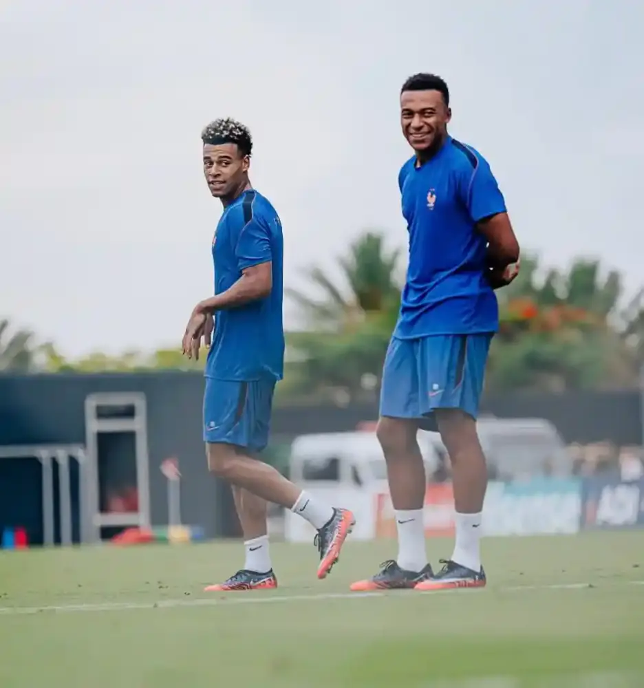 mbappe antrenament FRANTA - ANGLIA LIVE ANTENA 1 Finala Mica Kylian Mbappe Harry Kane Cupa Mondiala FIFA 2026 | iDevice.ro mbappe antrenament FRANTA - ANGLIA LIVE ANTENA 1 Finala Mica Kylian Mbappe Harry Kane Cupa Mondiala FIFA 2026