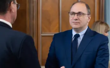 Hotarare de Guvern a Ministrului Educatiei cu Investitii Majore in Inteligenta Artificiala
