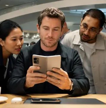 Telefonul Pliabil Apple are Numele “Final” Dezvaluit Deja