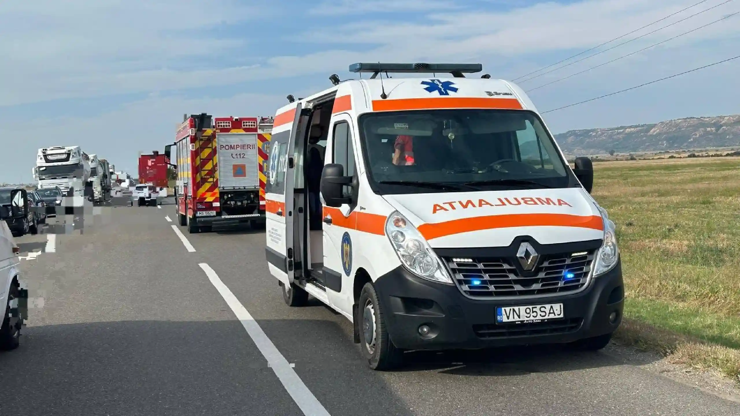 Ambulanta Atacata cu Topoare in Cluj, Reactia Ministrului Sanatatii | iDevice.ro Ambulanta Atacata cu Topoare in Cluj, Reactia Ministrului Sanatatii