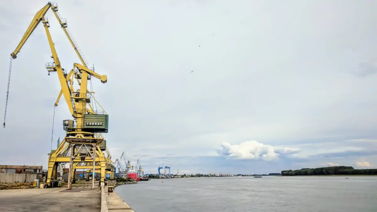 Criza Dunarii Forteaza Noi Masuri ale Guvernului in Criza Energetica | iDevice.ro Criza Dunarii Forteaza Noi Masuri ale Guvernului in Criza Energetica