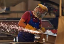 Romania Incepe sa stea pe Propriile Picioare, Dupa Zeci de Ani in Genunchi Romania Incepe sa stea pe Propriile Picioare, Dupa Zeci de Ani in Genunchi