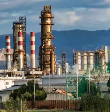 Stare de Criza pe Piata Petroliera, Legea Promulgata de Nicusor Dan Stare de Criza pe Piata Petroliera, Legea Promulgata de Nicusor Dan