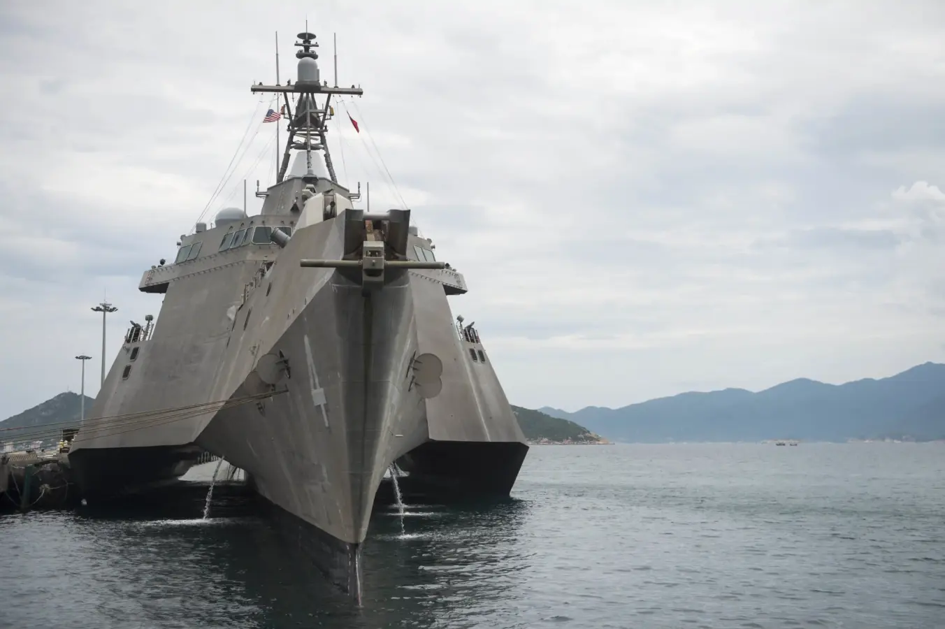 portavion american pliat portavion american pliat