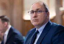 Ministrul Educației dezvălue Indicațiile Speciale pentru Școli când Alerte pentru Atacuri cu Drone sunt emise prin RO-ALERT Ministrul Educației alertă atac dronă școală