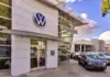 Volkswagen pune presiune pe DACIA, BYD, Geely, MG cu o mașină electrică de generație nouă lansată pe 14 septembrie Volkswagen showroom