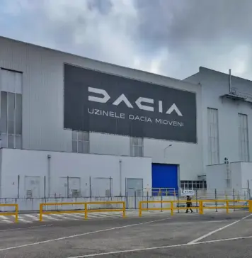 DACIA îmi lasă impresia că pregătește tragerea pe linie moartă a fabricii de la Mioveni fabrica DACIA mioveni