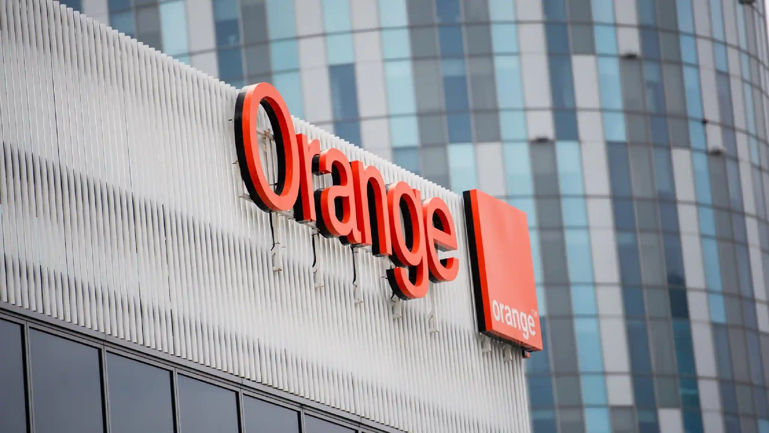 orange cybersecuritate orange cybersecuritate