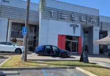Mașina Tesla anunțată pentru lansare pe 1 octombrie, modelul ICONIC readus la viață tesla roadster lansare