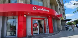 vodafone store