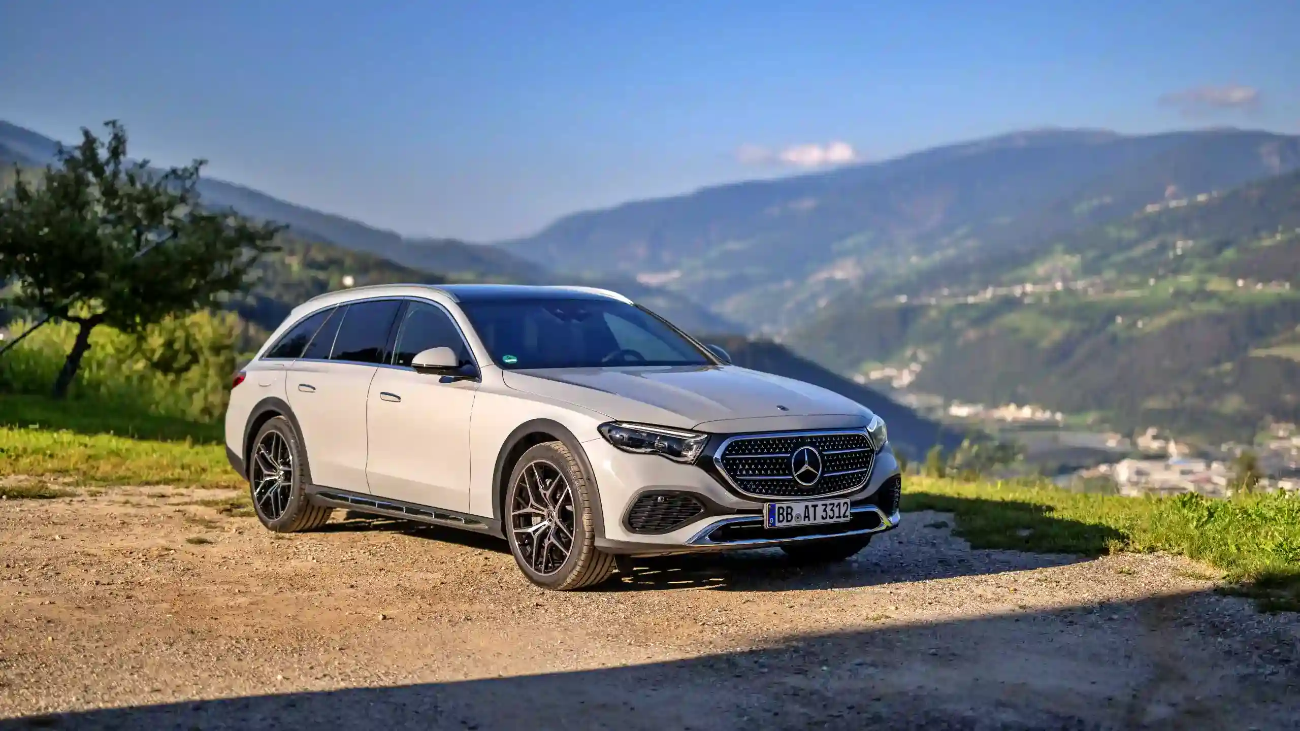 Mercedes BYD