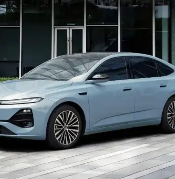 Decizia Volkswagen care va avea impact uriaș asupra noilor mașini menite să pună presiune pe BYD, Geely, Chery, MG în Europa Volkswagen Era 5S design exerior lateral