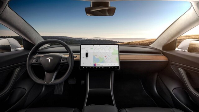 soferi tesla autopilot