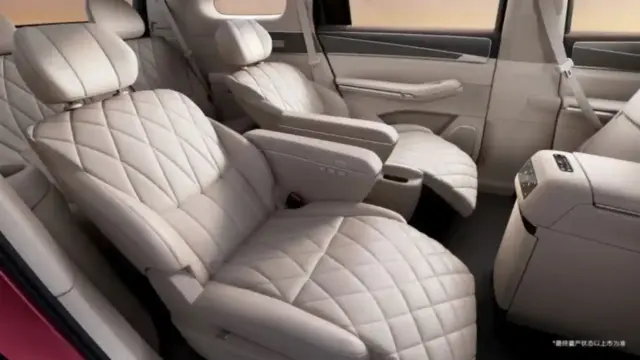 BYD Great Tang interior scaune
