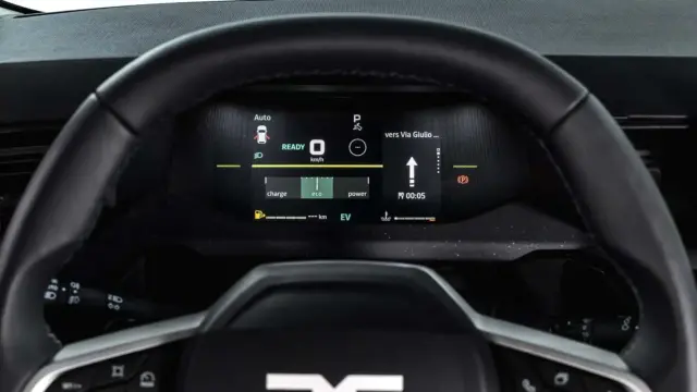 Interiorul DACIA Striker 2026 bord volan