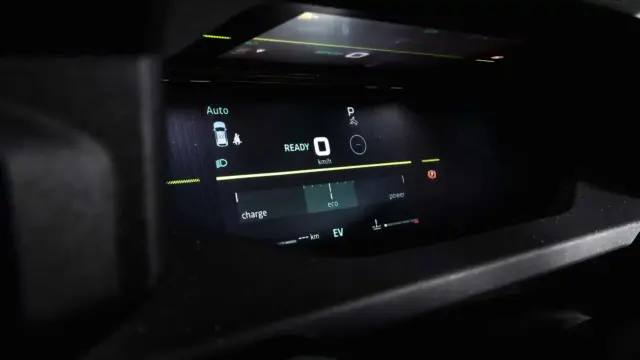 Interiorul DACIA Striker 2026 bord