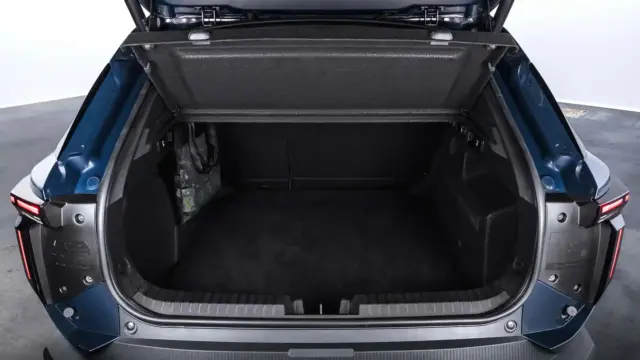 Interiorul DACIA Striker 2026 deschis
