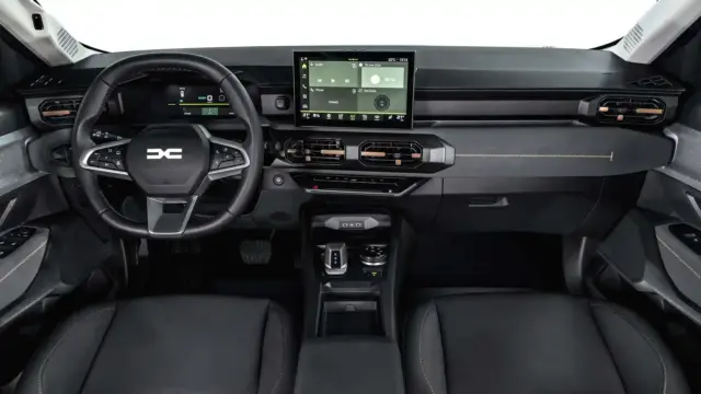 Interiorul DACIA Striker 2026 habitaclu