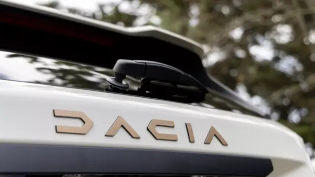 Preturile DACIA Duster 2027 essential motorizari