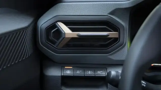 motorizarea DACIA Bigster aerisire interior